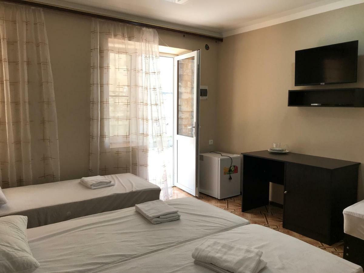 Hotel Ainar Gagra Exterior foto