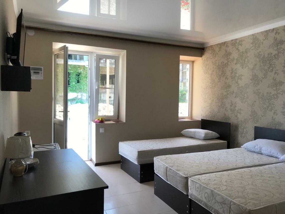 Hotel Ainar Gagra Exterior foto